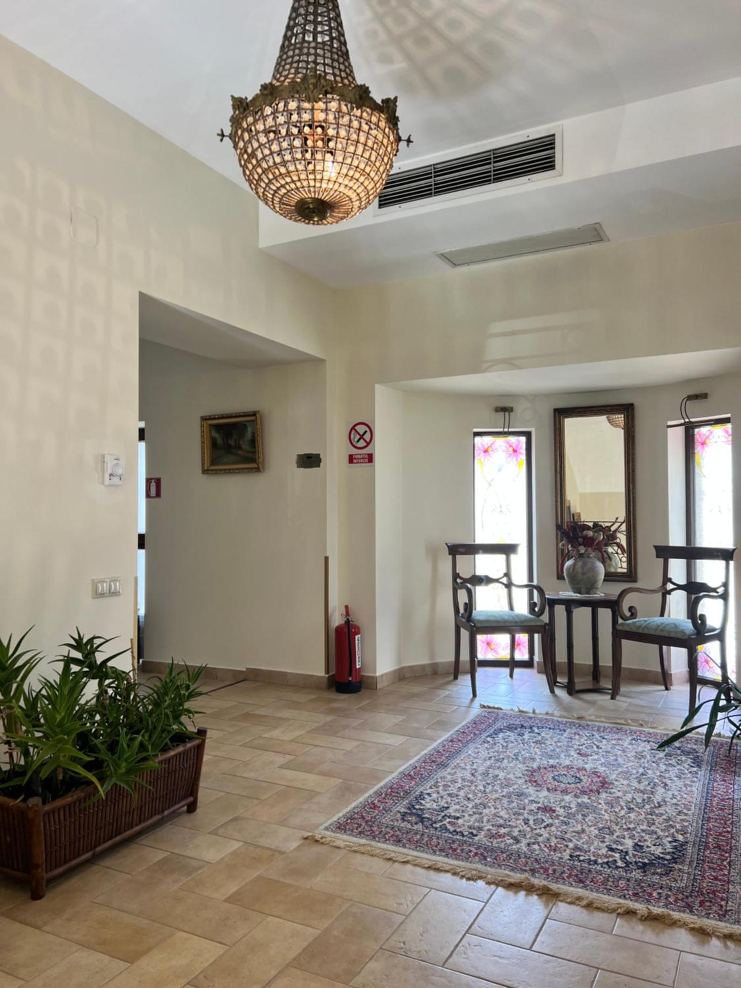 Park Villa - Boutique Hotel Timisoara Luaran gambar