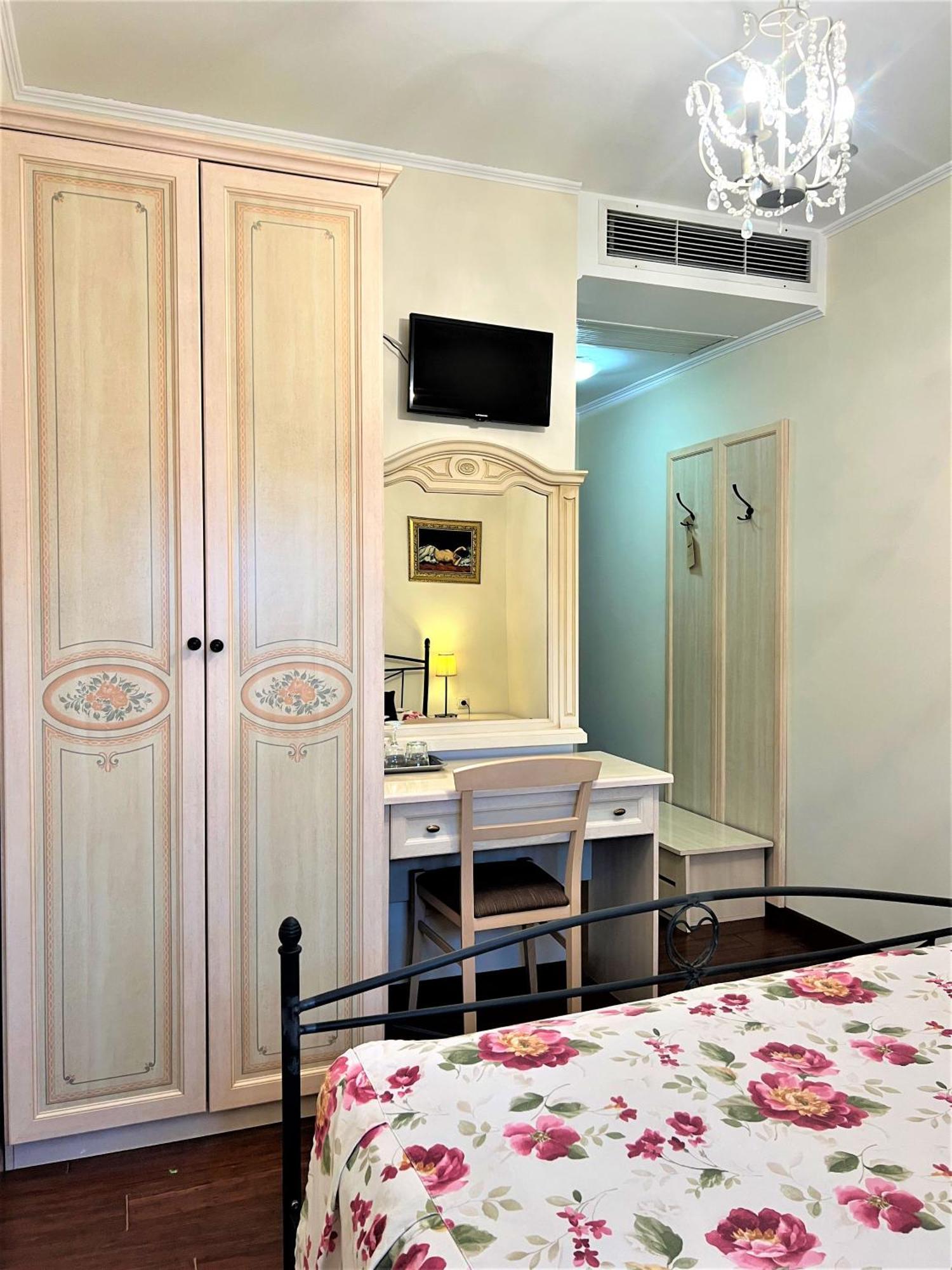 Park Villa - Boutique Hotel Timisoara Luaran gambar