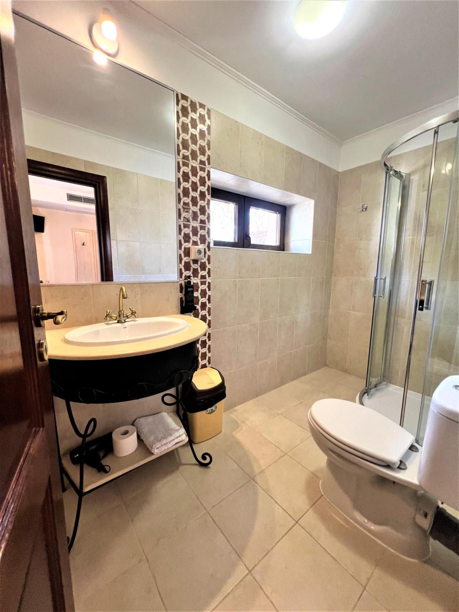 Park Villa - Boutique Hotel Timisoara Luaran gambar