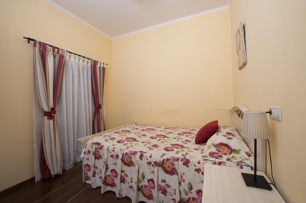 Park Villa - Boutique Hotel Timisoara Luaran gambar